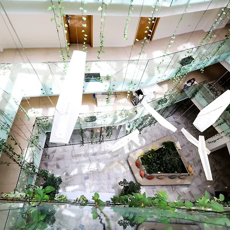 Western Premier Ark 4* Τίρανα