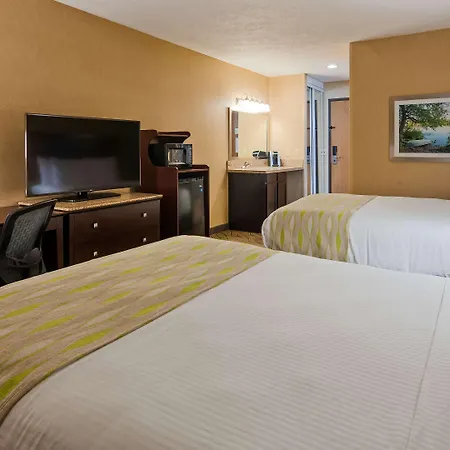 Otel Western Premier Ark Tiran