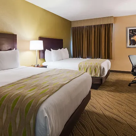 Otel Western Premier Ark 4*