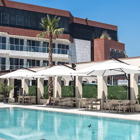 Hotel Western Premier Ark 4*