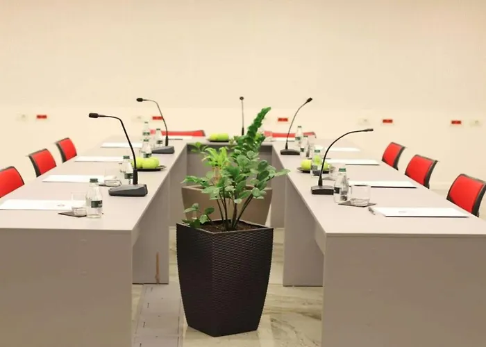 Western Premier Ark Hotell 4*